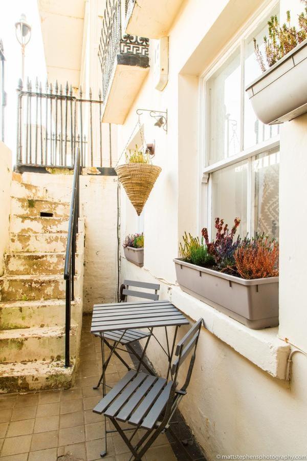 Seafront Apartment With Garden 브라이턴 외부 사진